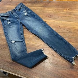 American eagle raw hem skinny jeans